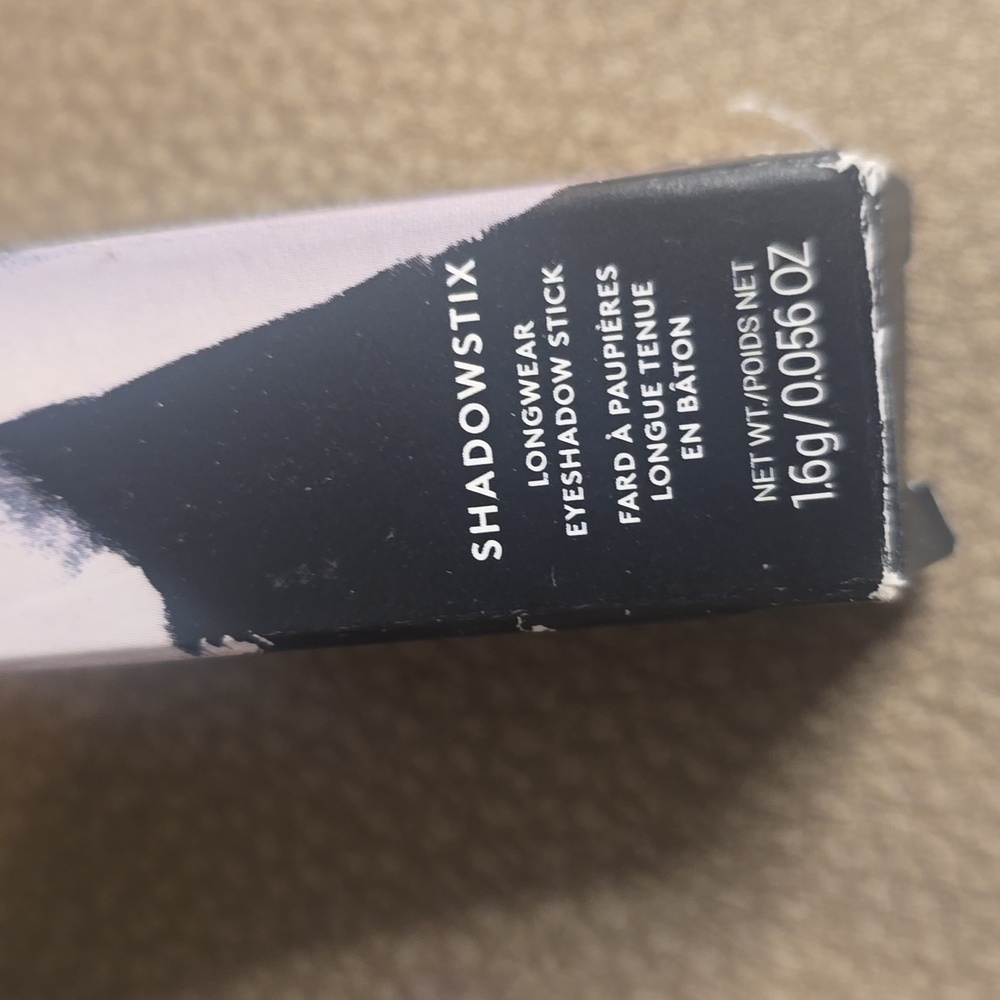 Fenty Beauty Black and Cream Packaging - Picture 2 of 4